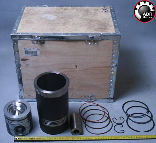 Купити поршневий комплект WP7 в Україні | 1008699390