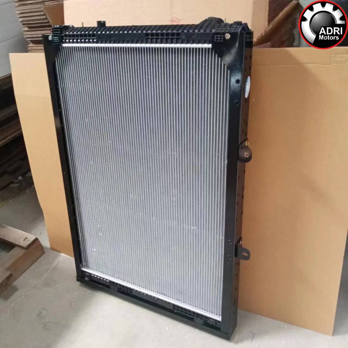 Радіатор 712W06100-0005 для двигуна MC13 — купити для HOWO T5G та MAN D2676 в Україні (Київ, Харків, Одеса)