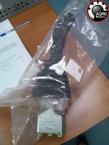 Пульт-джойстик XCMG QY25 для автокрана 803001828/181420343