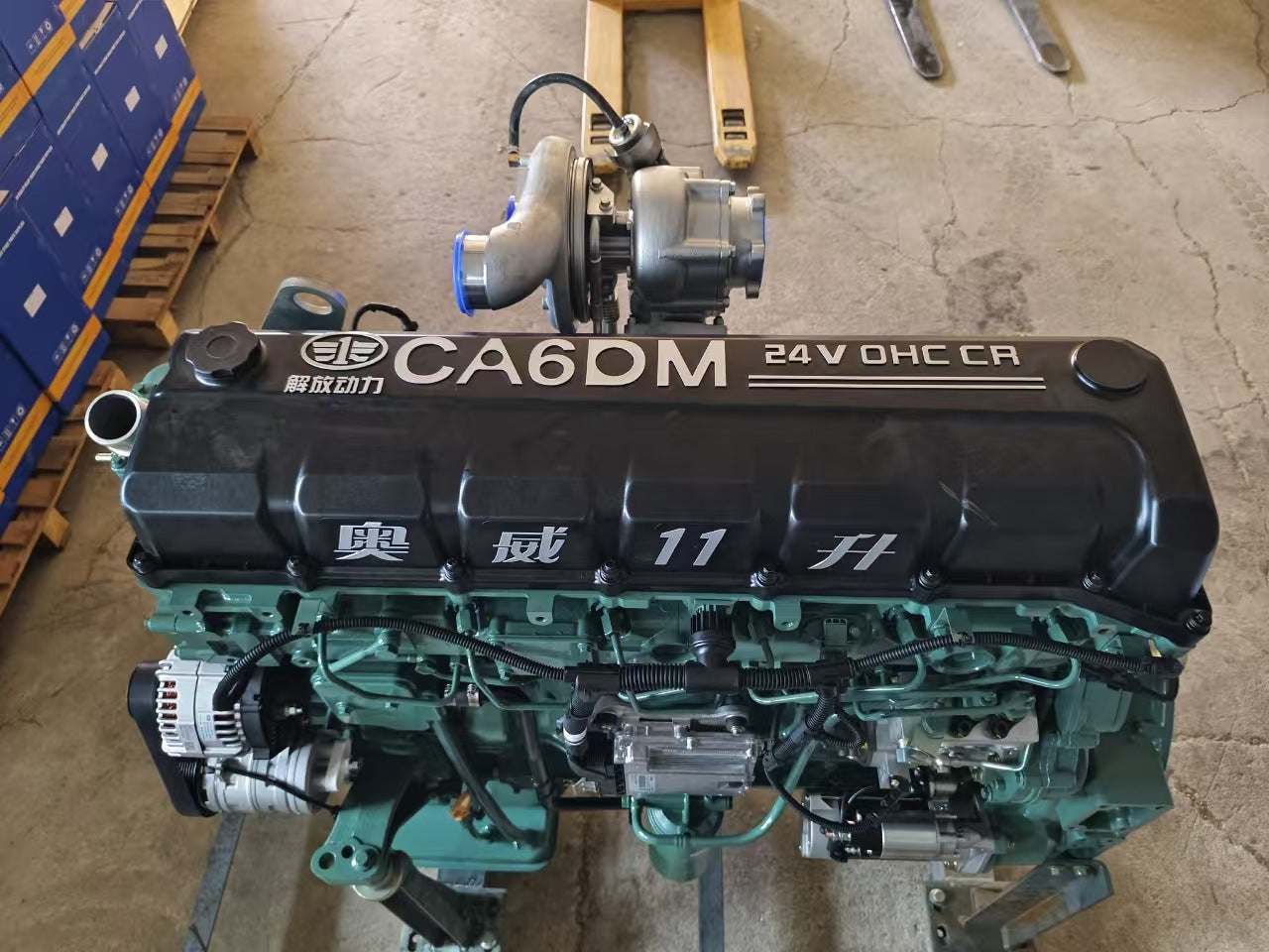 🔧 New CA6DM2-42E51 Complete Engine for FAW J6 Truck – Powerful & Reliable 🚚