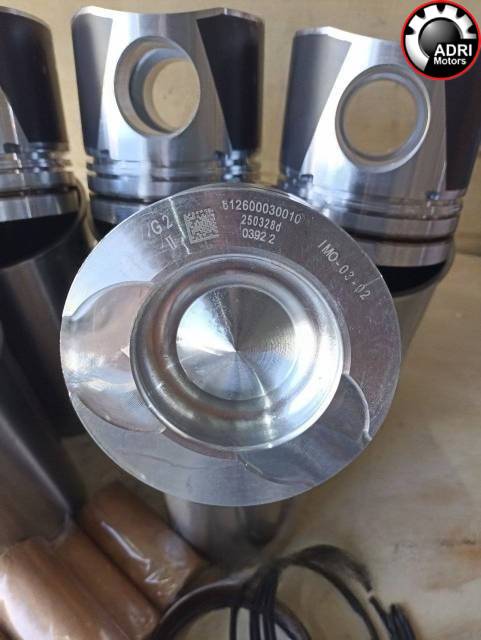 Поршнева група двигуна HOWO WP10, WD615 (612600900072 / 612600030010)