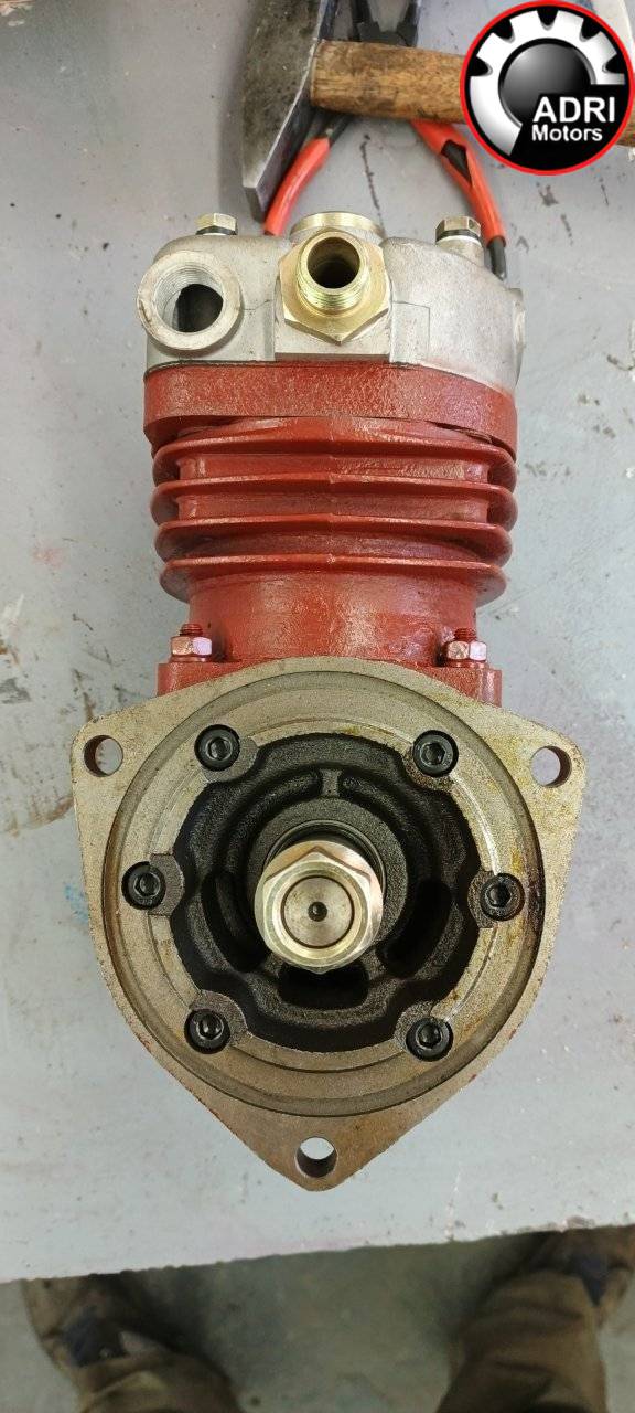 Одноциліндровий компресор SHAANXI WP10 24×30