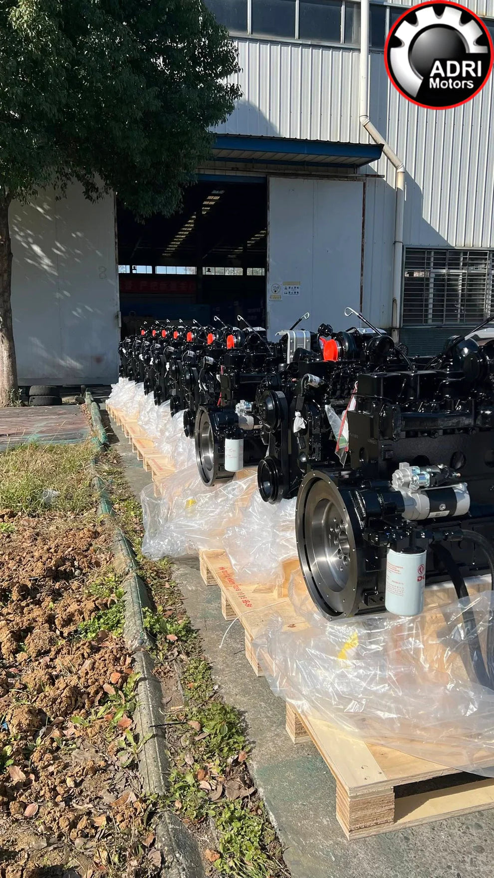 Купити в Україні Двигун Cummins 6BTAA5.9-C178 дизель