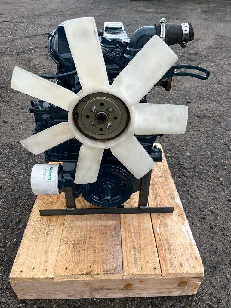 Kubota V2203 Engine