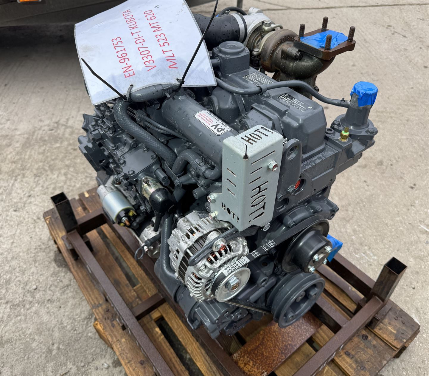 Kubota V3307-DI-T-EU4 Engine