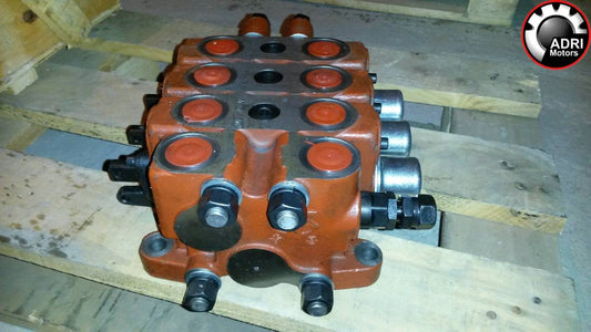 Гідророзподільник ZL20 під важелі для навантажувача