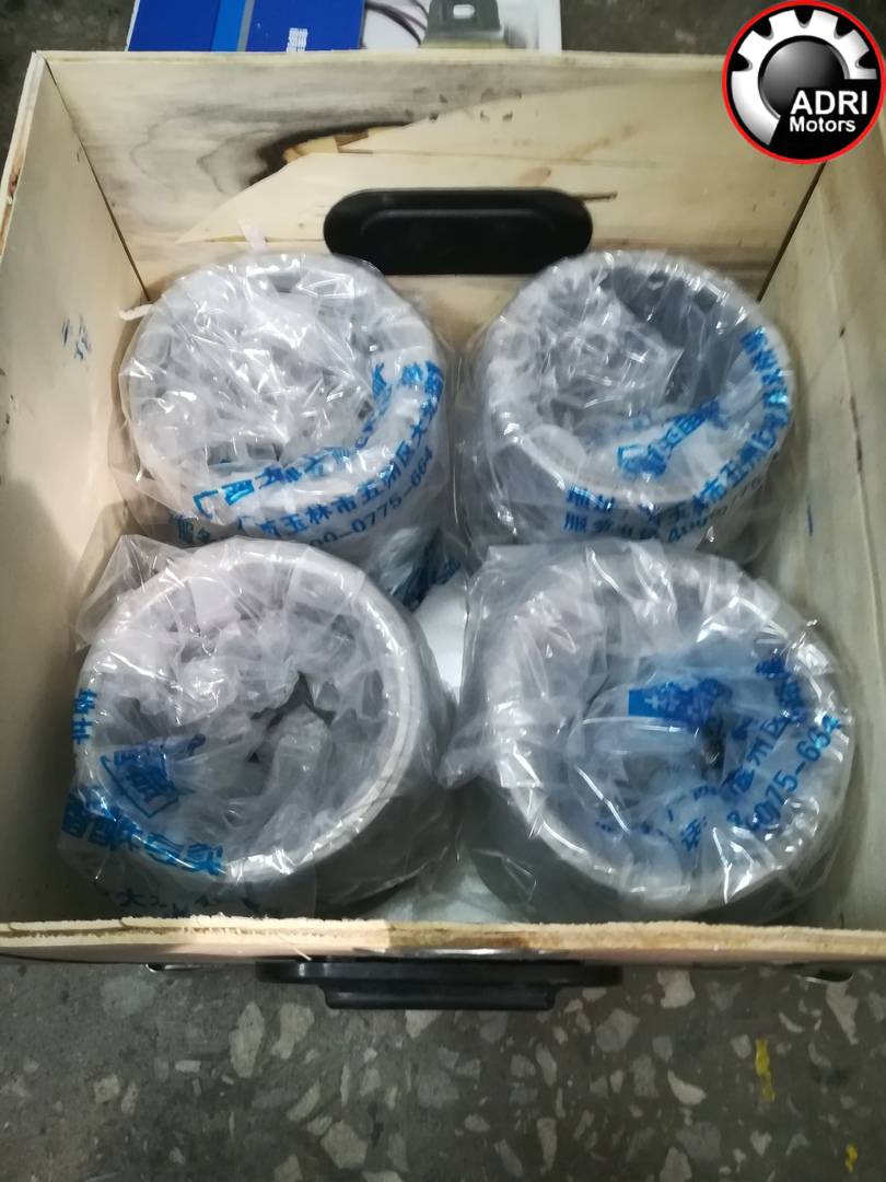 Комплект поршневий YCD4R11G-68 для навантажувача ZL20