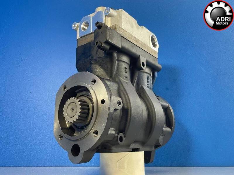 Двухциліндровий компресор для Шакман X3000  CUMMINS M11, 4974668