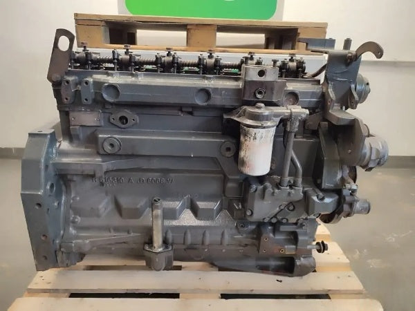 John Deere 6076ARW02 Engine – 7.6L Turbocharged Diesel, Heavy-Duty Power Unit