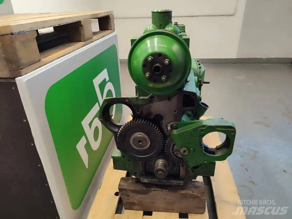 John Deere 6081HRW42 Engine – 8.1L Diesel, Turbocharged, High-Torque Power Unit