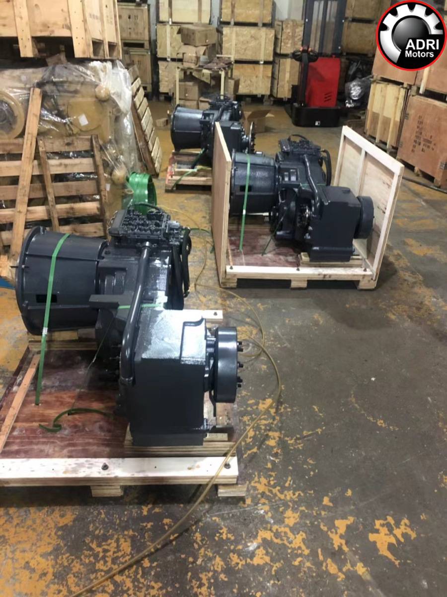 Коробка передач ZF 4WG-200 — автоматична КПП для фронтальних навантажувачів