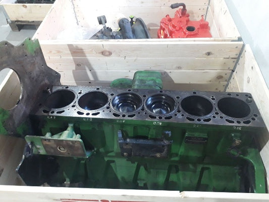 John Deere 13.5L Engine – Turbocharged Diesel for High-Horsepower Wheeled Tractors