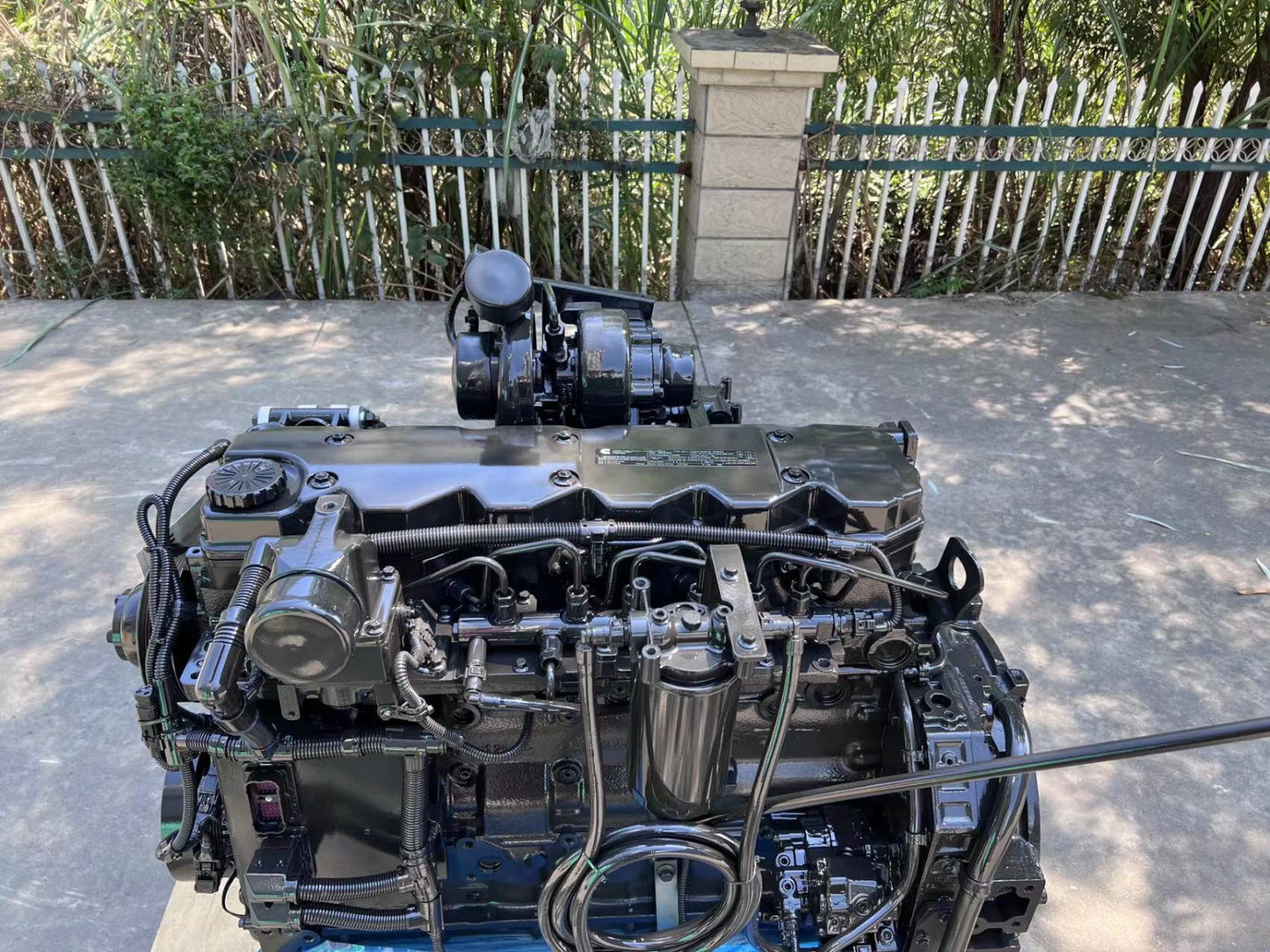 SAA6D107E-1 Engine – Original Cummins/Komatsu Diesel Engine for PC200-8 (Brand New)